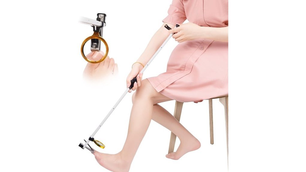 foldable magnifying toenail clippers
