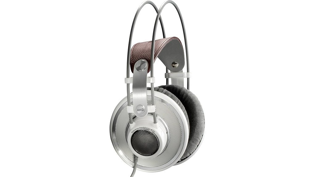 ultra reference stereo headphones