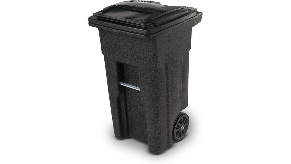 wheeled 32 gallon trash can